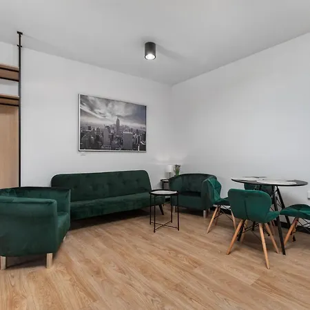 Apartment Zamoyskiego 37 By Homeprime *