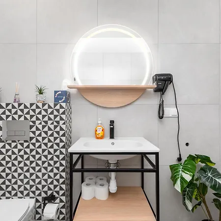 Zamoyskiego 37 By Homeprime Lägenhet Warszawa