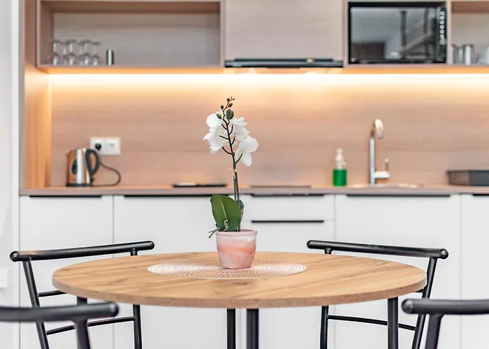 Zamoyskiego 37 By Homeprime *