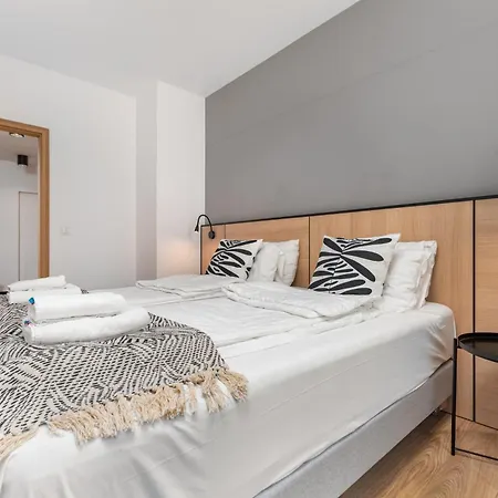 Apartament Zamoyskiego 37 By Homeprime